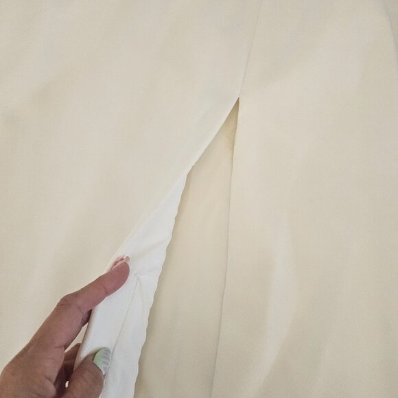 BCBG MaxAzria White dress - Picture 5 of 12